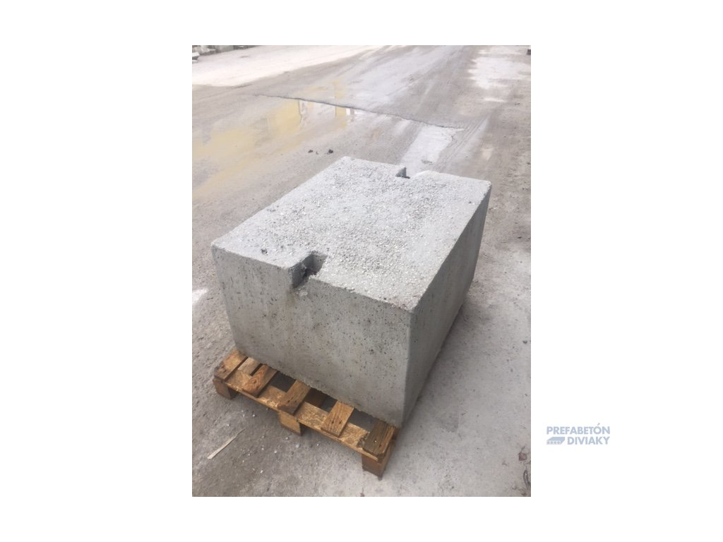 664 betonovy blok patka 1000x800x580
