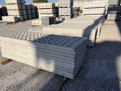 397 1 polovegetacna tvarnica panel 2390x1030x60