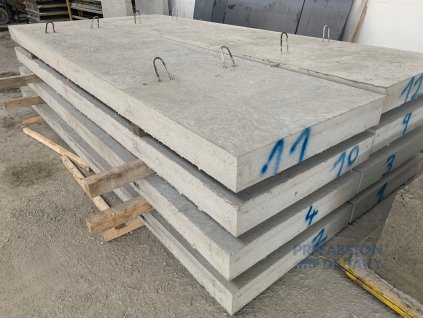 676 betonovy panel 4000x1000x150 mm most cez potok