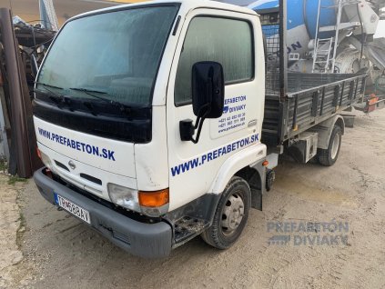 703 nissan cabstar sklapac